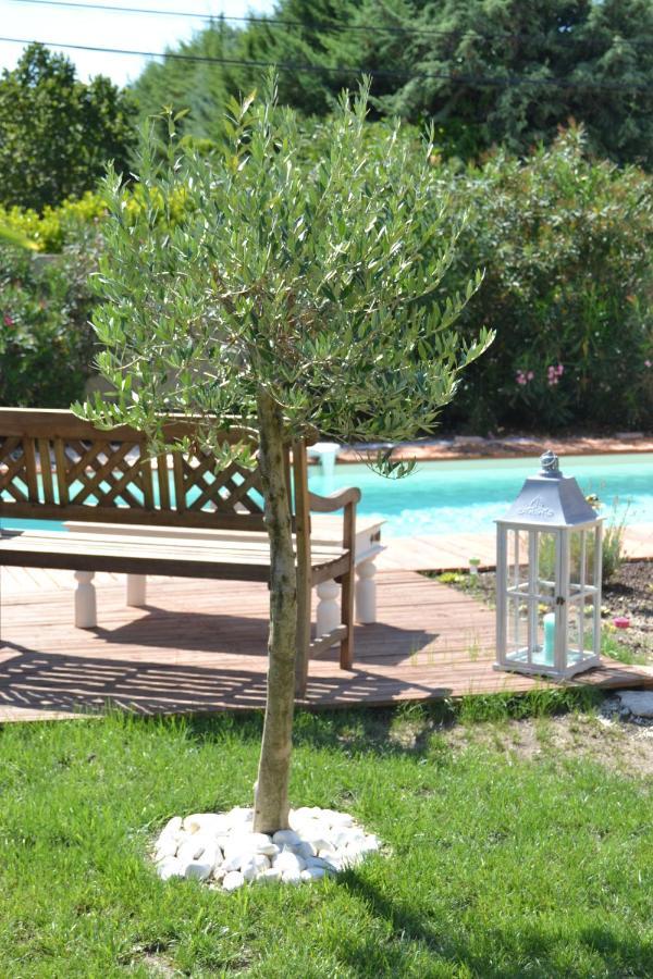 B & B "Les Charmettes" Vedene Luaran gambar