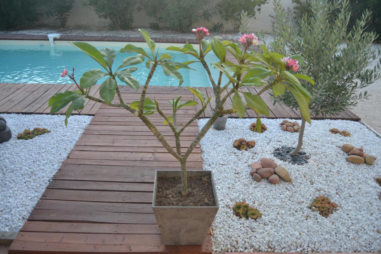 B & B "Les Charmettes" Vedene Luaran gambar